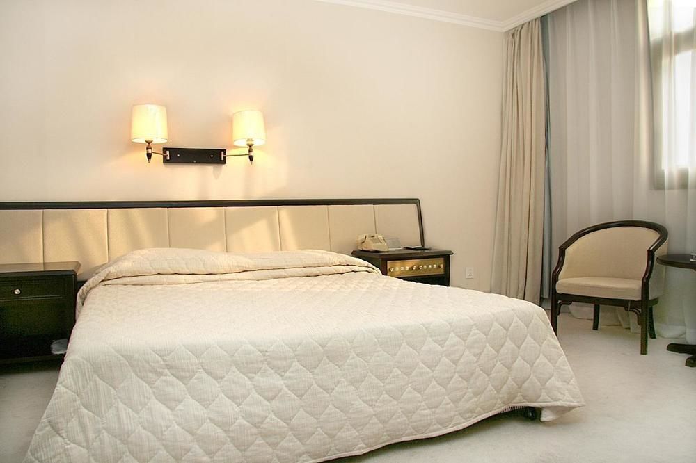 Qinglan Plaza Hotel Пекин Екстериор снимка